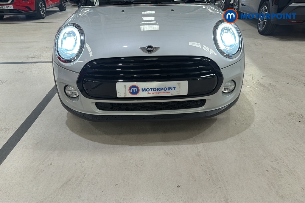 Mini Hatchback Cooper Automatic Petrol Hatchback - Stock Number (1658070) - 43rd supplementary image