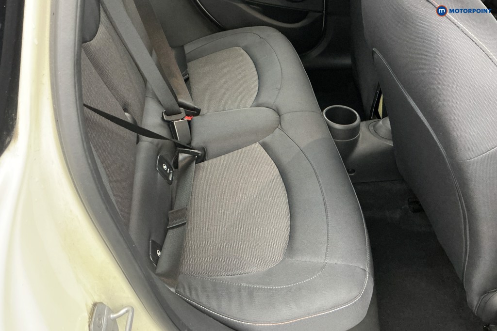 Mini Hatchback Cooper Classic Automatic Petrol Hatchback - Stock Number (1658345) - 4th supplementary image