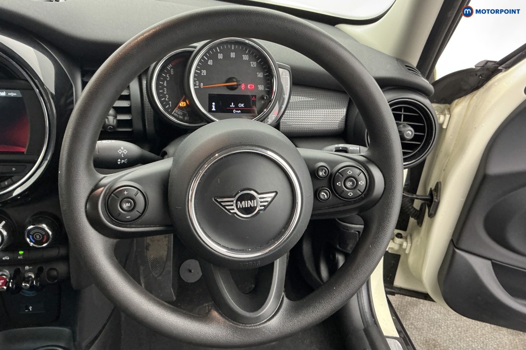Mini Hatchback Cooper Classic Automatic Petrol Hatchback - Stock Number (1658345) - 6th supplementary image