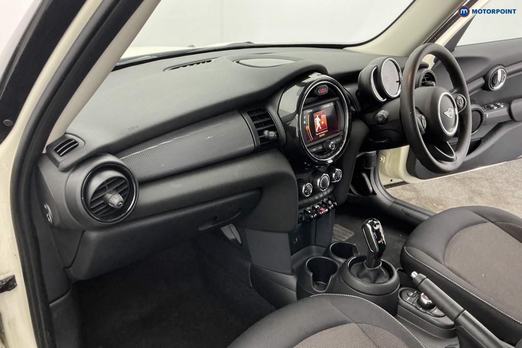 Mini Hatchback Cooper Classic Automatic Petrol Hatchback - Stock Number (1658345) - 9th supplementary image