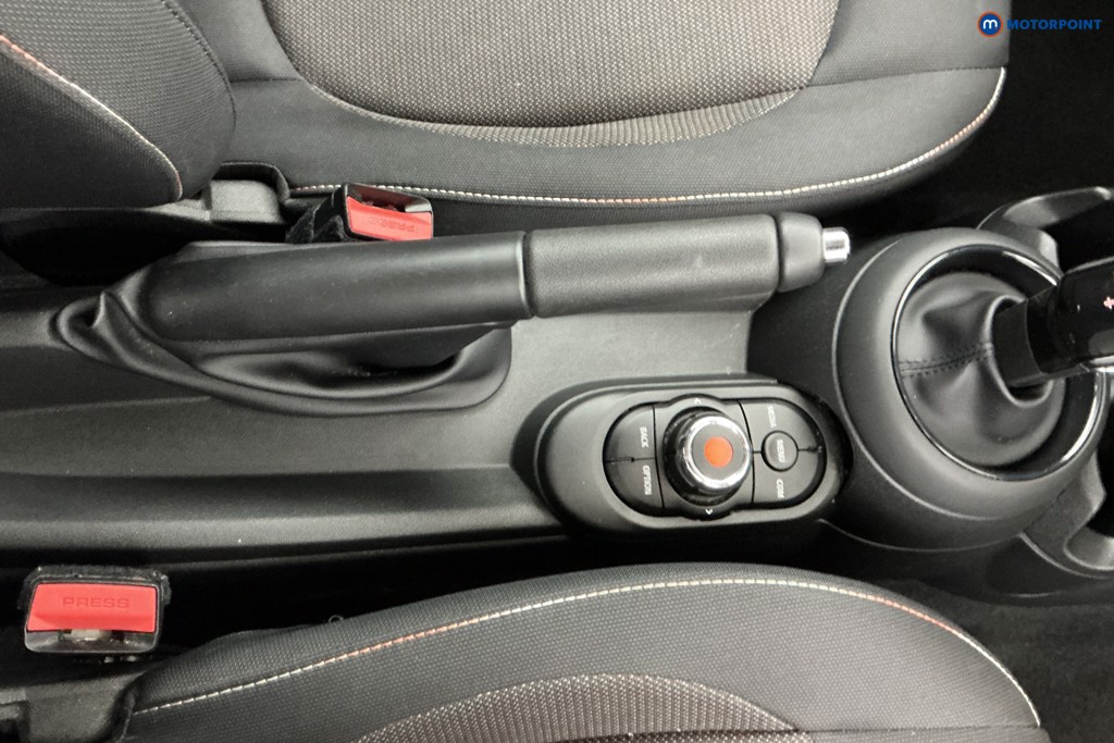 Mini Hatchback Cooper Classic Automatic Petrol Hatchback - Stock Number (1658345) - 13th supplementary image