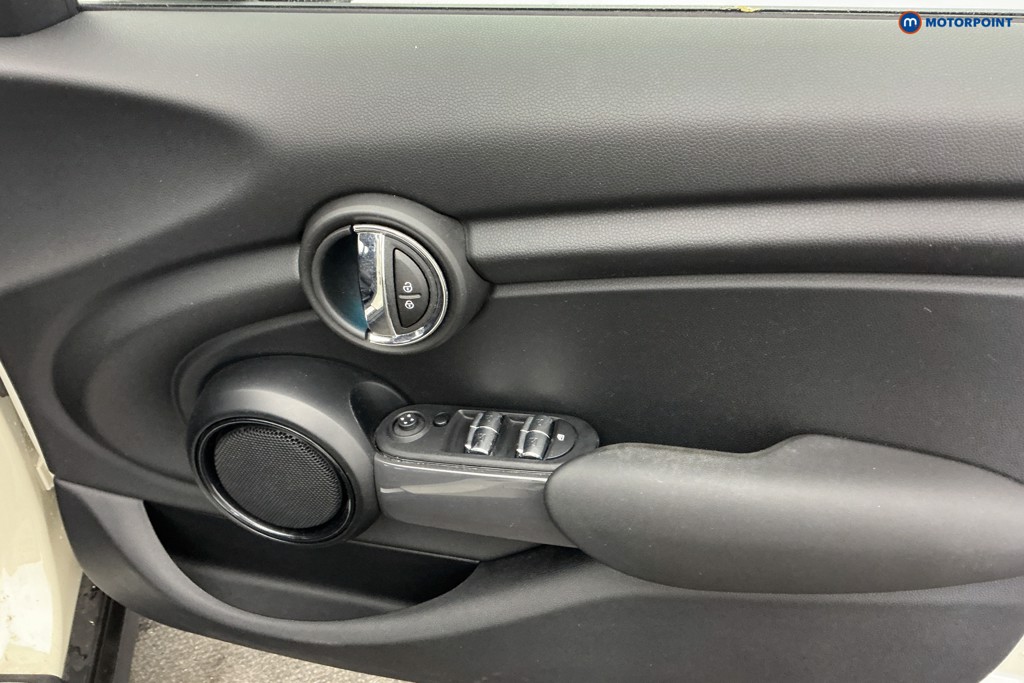 Mini Hatchback Cooper Classic Automatic Petrol Hatchback - Stock Number (1658345) - 24th supplementary image