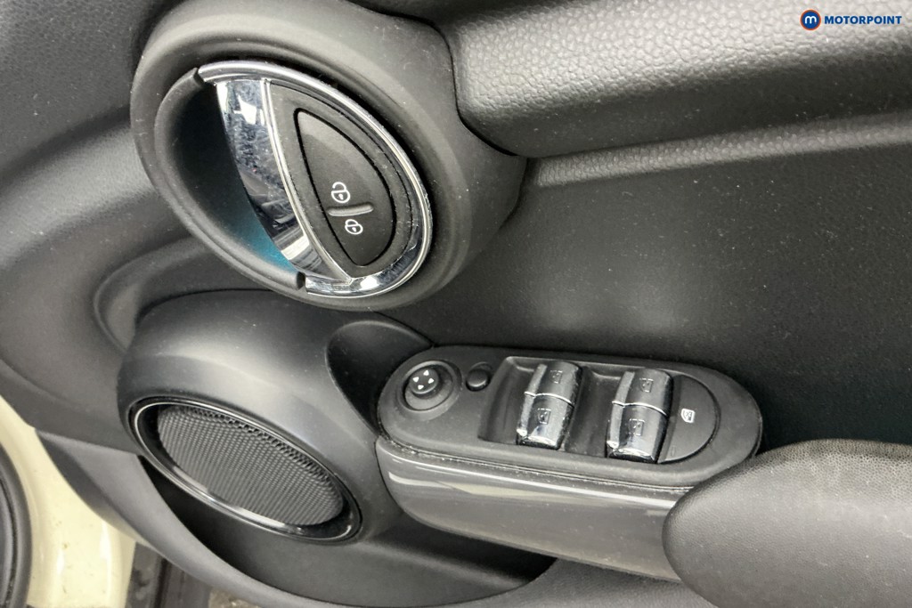 Mini Hatchback Cooper Classic Automatic Petrol Hatchback - Stock Number (1658345) - 25th supplementary image