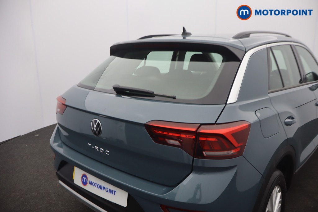 Volkswagen T-Roc Life Manual Petrol SUV - Stock Number (1659420) - 2nd supplementary image