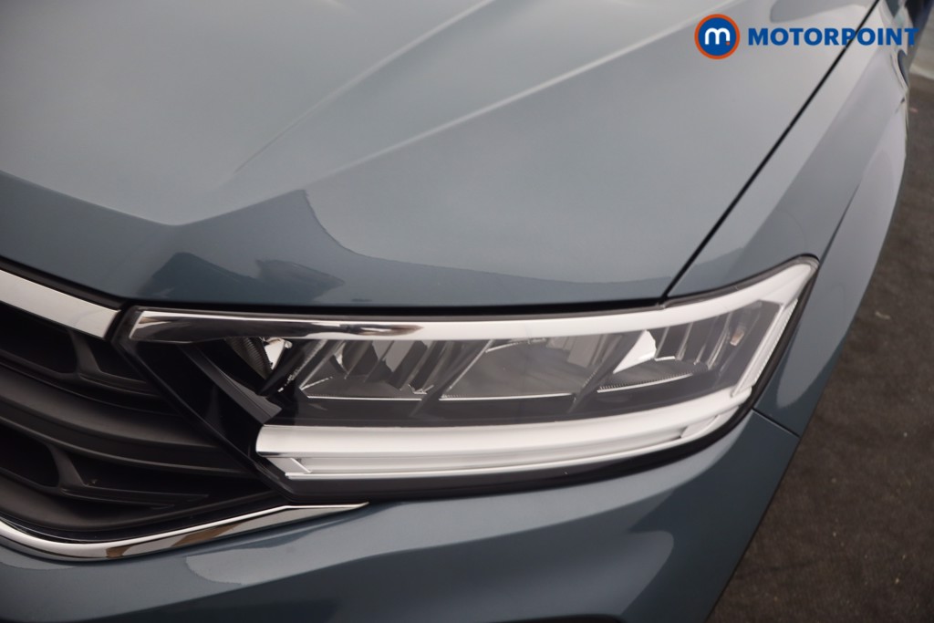 Volkswagen T-Roc Life Manual Petrol SUV - Stock Number (1659420) - 21st supplementary image