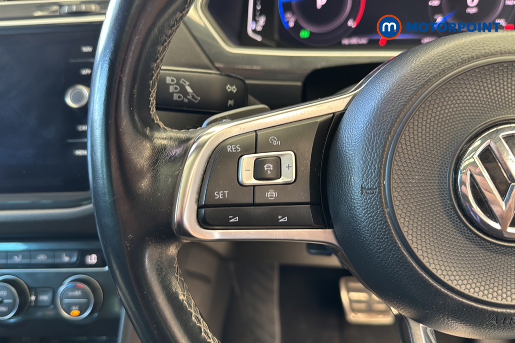 Volkswagen Tiguan R-Line Tech Automatic Diesel SUV - Stock Number (1659457) - 4th supplementary image