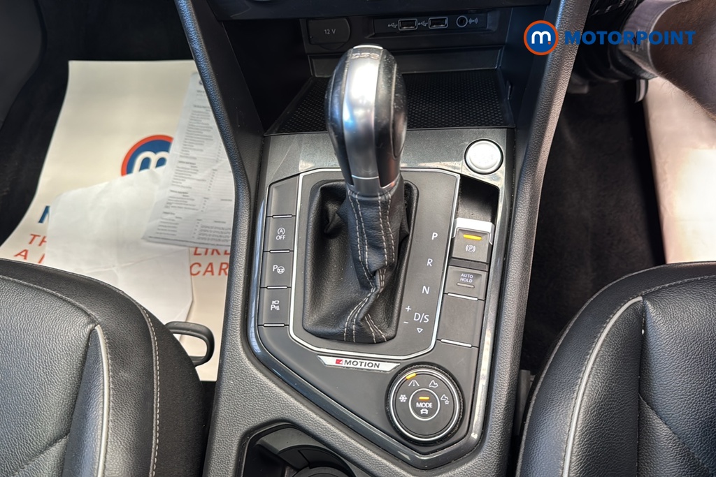 Volkswagen Tiguan R-Line Tech Automatic Diesel SUV - Stock Number (1659457) - 15th supplementary image