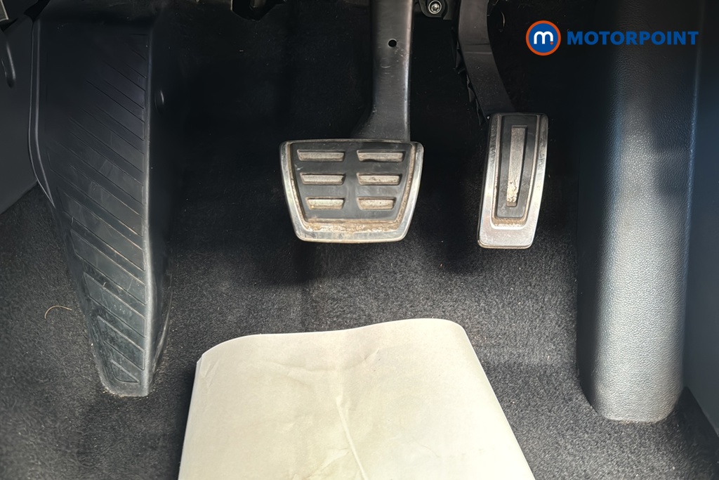 Volkswagen Tiguan R-Line Tech Automatic Diesel SUV - Stock Number (1659457) - 24th supplementary image