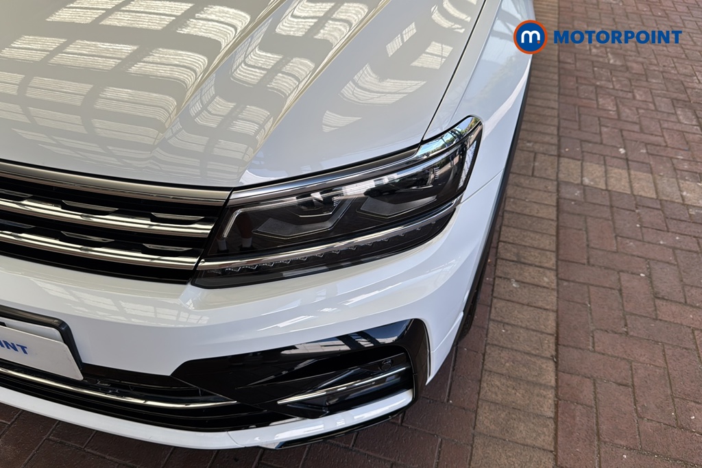 Volkswagen Tiguan R-Line Tech Automatic Diesel SUV - Stock Number (1659457) - 42nd supplementary image