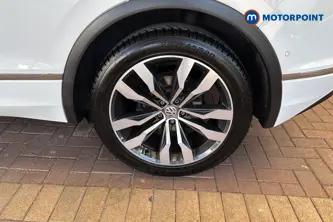Volkswagen Tiguan R-Line Tech Automatic Diesel SUV - Stock Number (1659457) - 45th supplementary image
