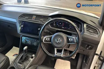 Volkswagen Tiguan R-Line Tech Automatic Diesel SUV - Stock Number (1659457) - 1st supplementary image