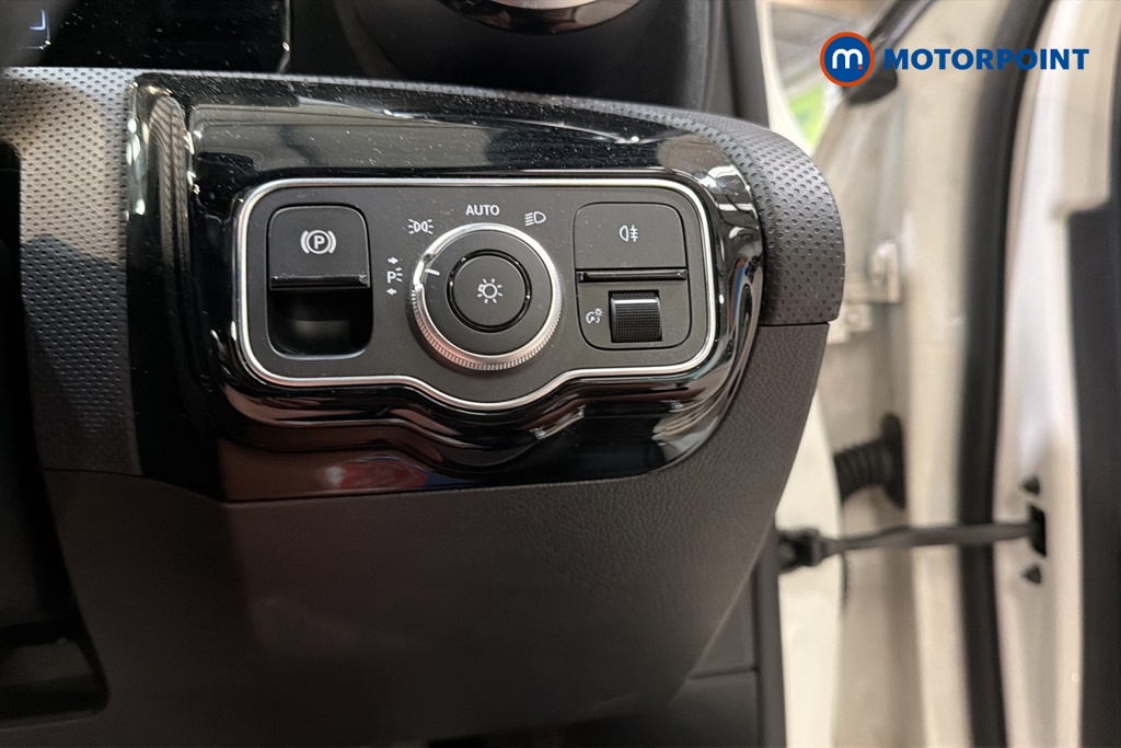 Mercedes-Benz A Class Amg Line Automatic Diesel Hatchback - Stock Number (1659834) - 11th supplementary image
