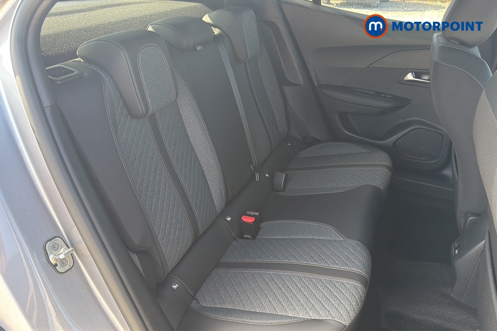 Peugeot 2008 Allure Manual Petrol SUV - Stock Number (1660815) - 25th supplementary image
