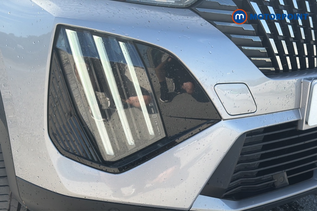 Peugeot 2008 Allure Manual Petrol SUV - Stock Number (1660815) - 38th supplementary image