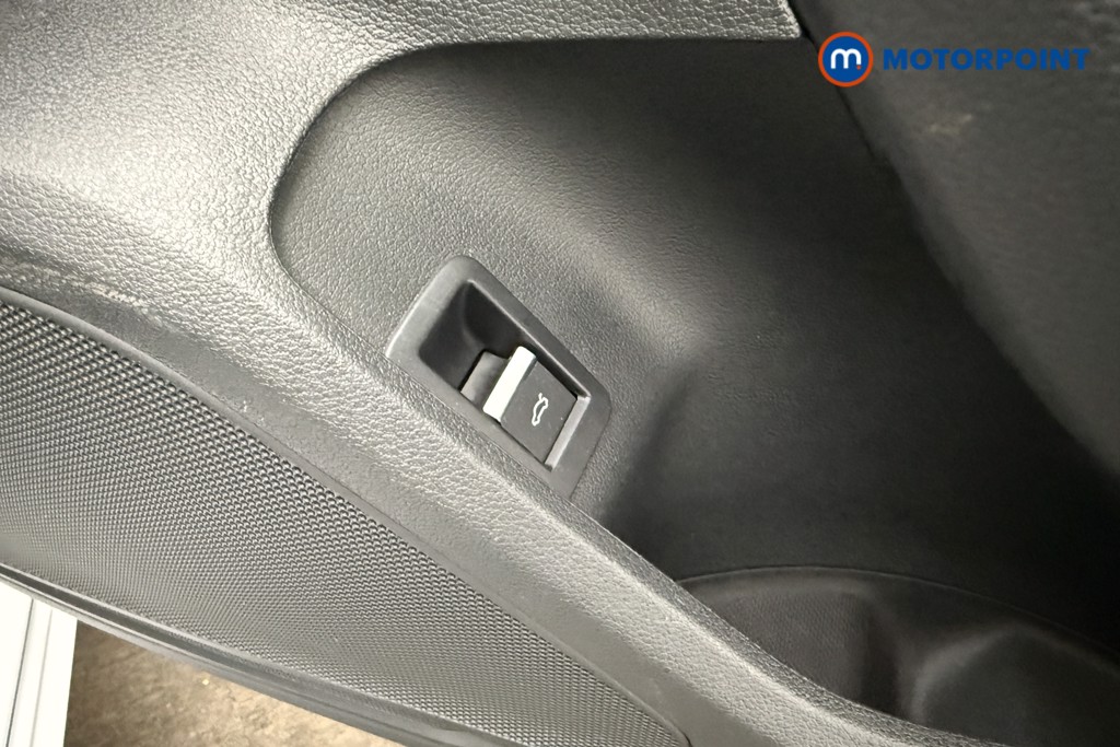 Audi A4 S Line Automatic Petrol Saloon - Stock Number (1661684) - 17th supplementary image