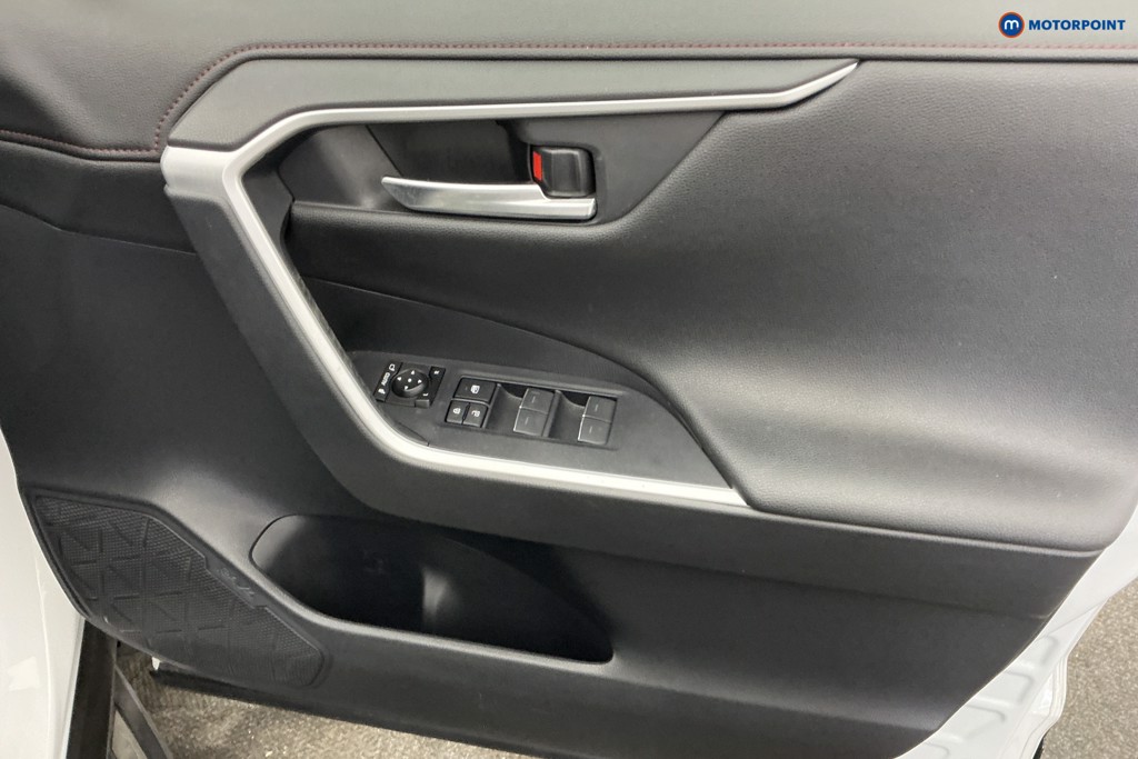 Toyota Rav4 Dynamic Automatic Petrol Plug-In Hybrid SUV - Stock Number (1661760) - 23rd supplementary image