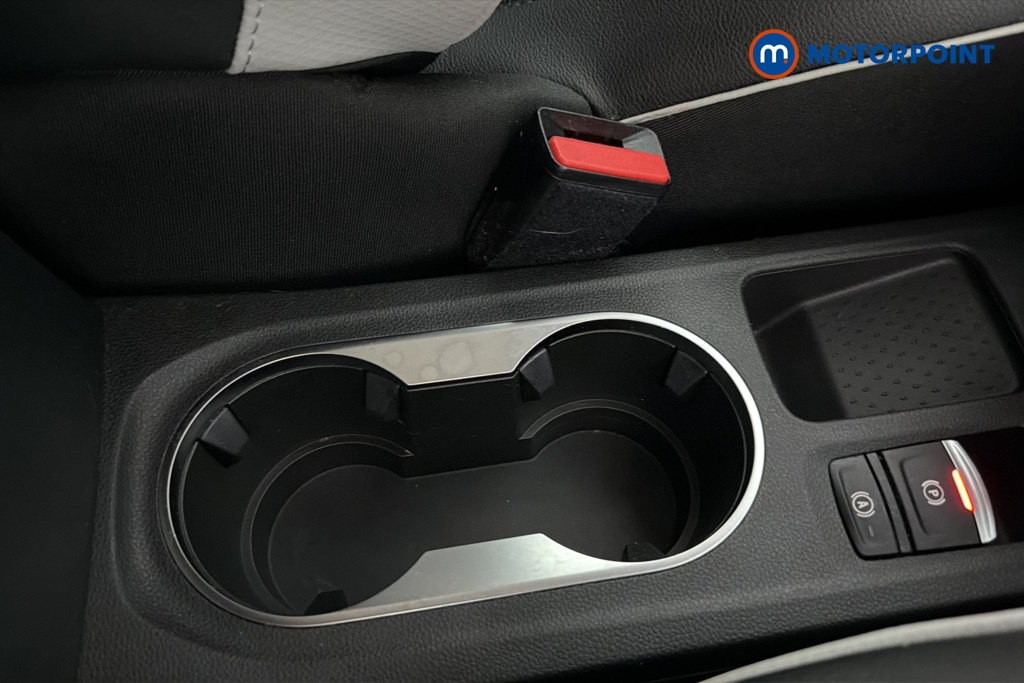 Renault Captur Techno Automatic Petrol-Electric Hybrid SUV - Stock Number (1661903) - 16th supplementary image