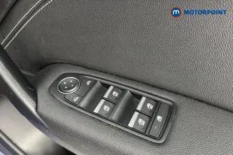Renault Captur Techno Automatic Petrol-Electric Hybrid SUV - Stock Number (1661903) - 19th supplementary image