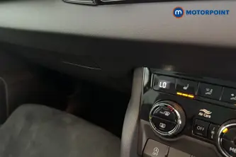 Skoda Karoq Se L Automatic Petrol SUV - Stock Number (1662079) - 14th supplementary image