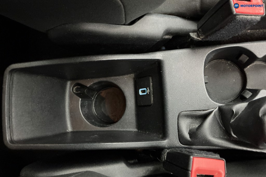 Ford Fiesta Trend Manual Petrol Hatchback - Stock Number (1662090) - 14th supplementary image