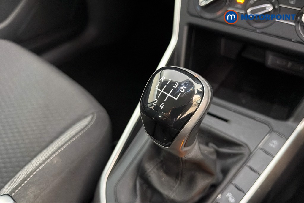 Volkswagen Taigo Life Manual Petrol SUV - Stock Number (1662241) - 15th supplementary image