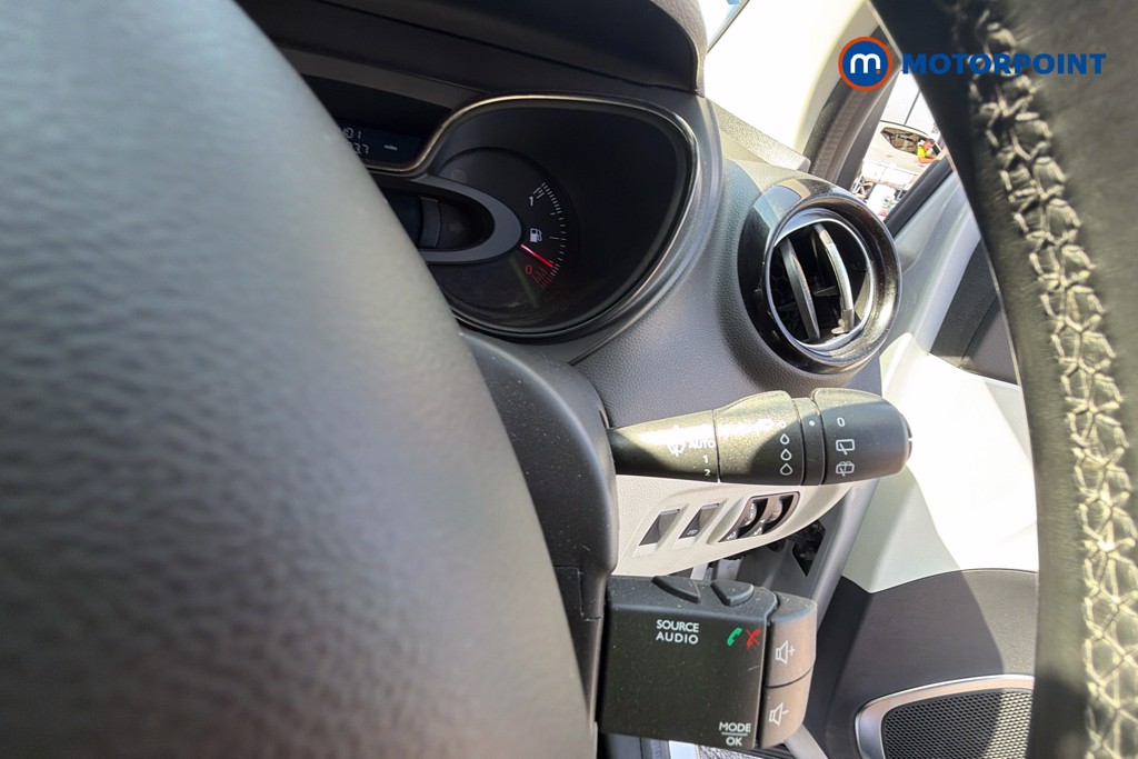 Renault Captur Gt Line Manual Diesel SUV - Stock Number (1662388) - 3rd supplementary image