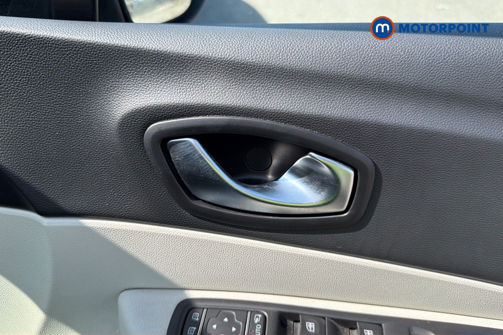 Renault Captur Gt Line Manual Diesel SUV - Stock Number (1662388) - 19th supplementary image