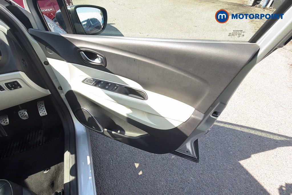 Renault Captur Gt Line Manual Diesel SUV - Stock Number (1662388) - 38th supplementary image