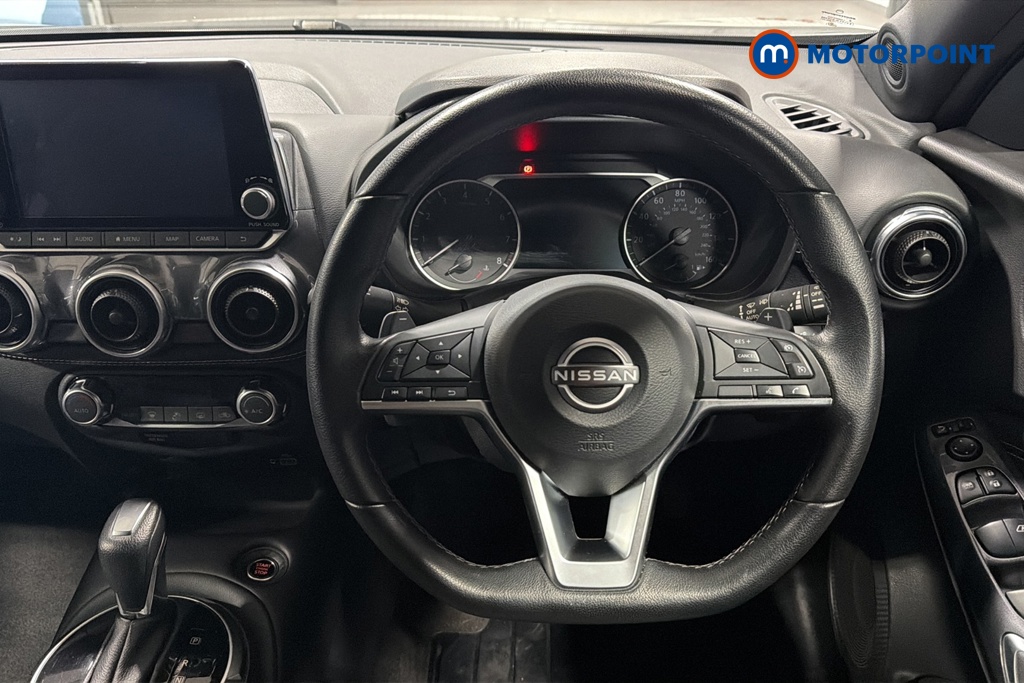 Nissan Juke N-Connecta Automatic Petrol SUV - Stock Number (1662713) - 2nd supplementary image
