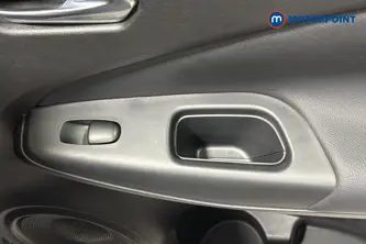 Nissan Juke N-Connecta Automatic Petrol SUV - Stock Number (1662713) - 994th supplementary image