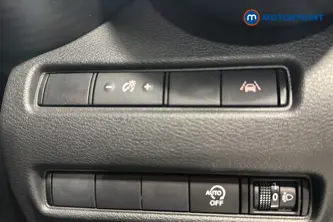 Nissan Juke N-Connecta Automatic Petrol SUV - Stock Number (1662713) - 11th supplementary image