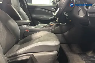 Nissan Juke N-Connecta Automatic Petrol SUV - Stock Number (1662713) - 22nd supplementary image