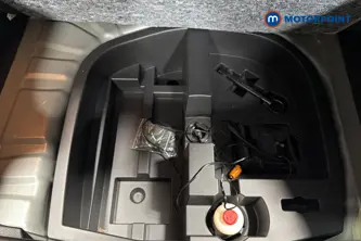 Nissan Juke N-Connecta Automatic Petrol SUV - Stock Number (1662713) - 33rd supplementary image