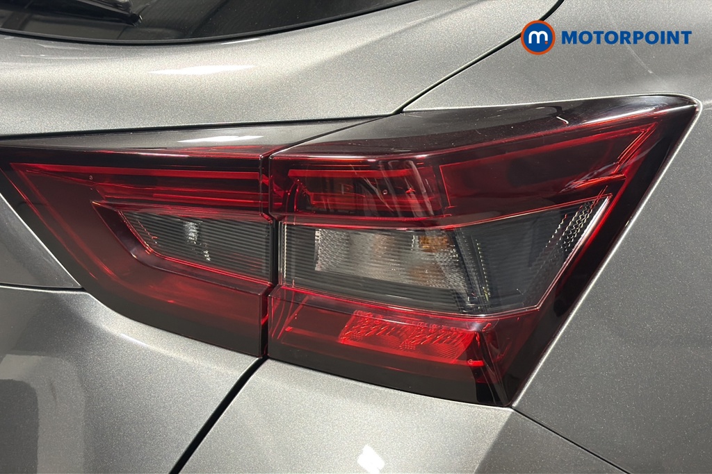 Nissan Juke N-Connecta Automatic Petrol SUV - Stock Number (1662713) - 36th supplementary image