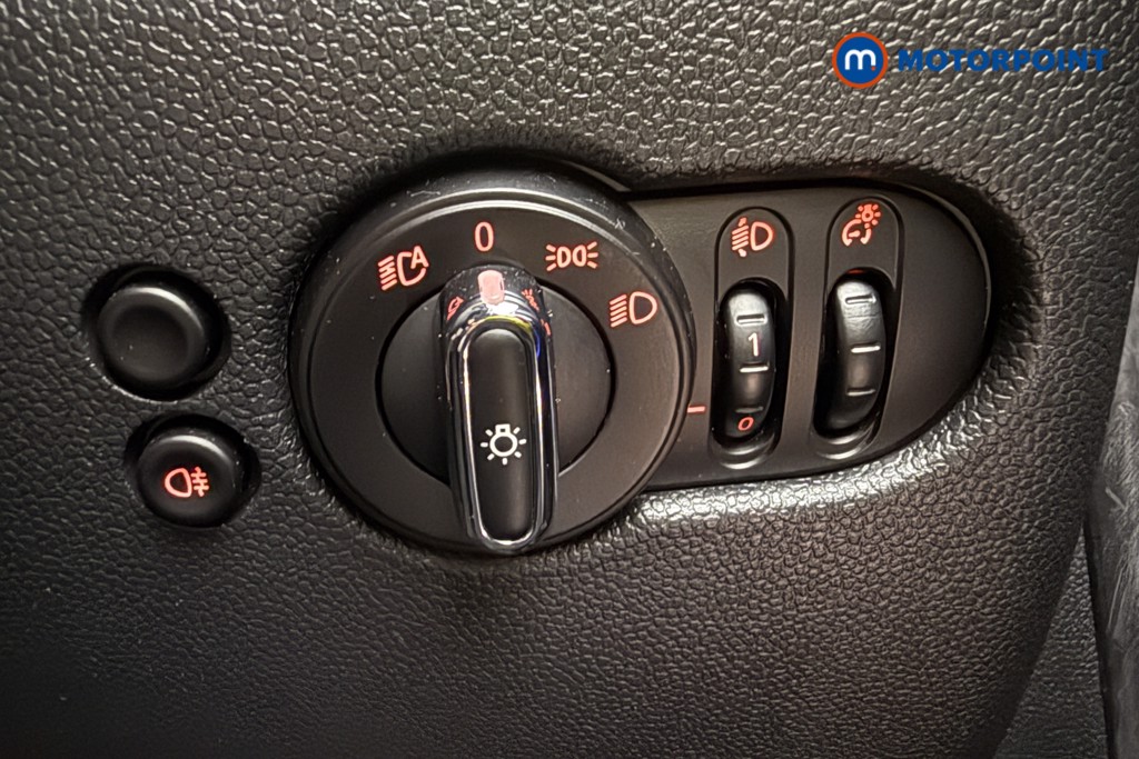 Mini Hatchback Cooper S Exclusive Automatic Petrol Hatchback - Stock Number (1663005) - 17th supplementary image