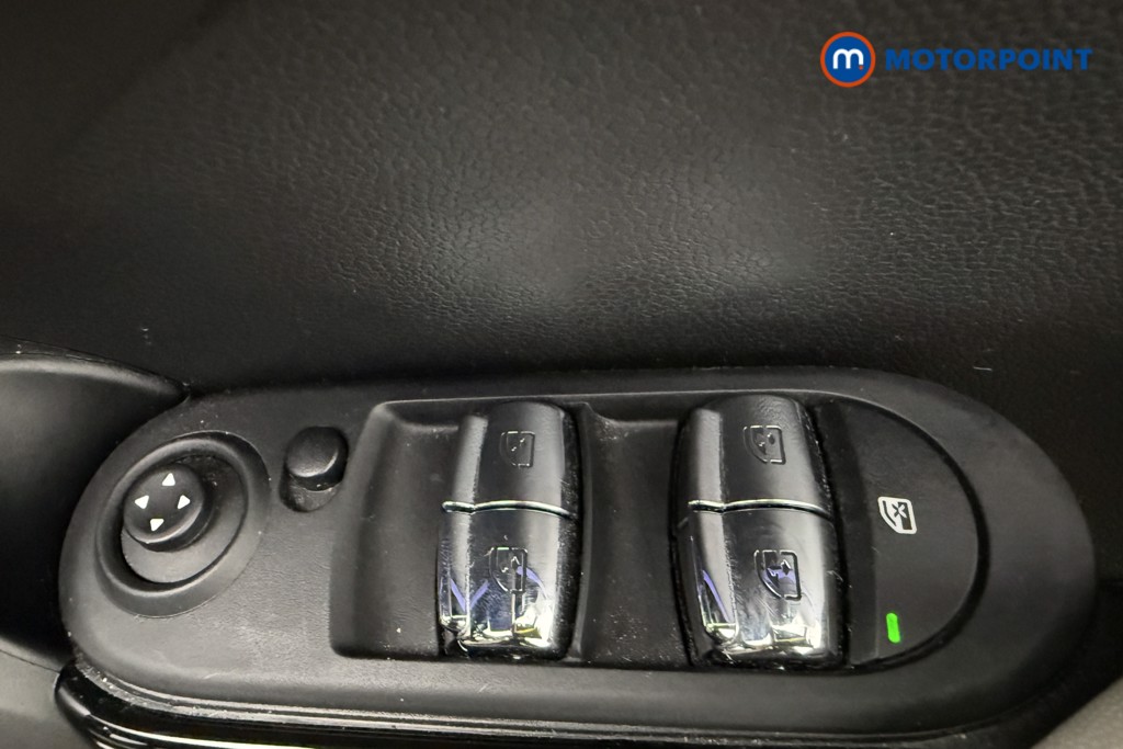 Mini Hatchback Cooper S Exclusive Automatic Petrol Hatchback - Stock Number (1663005) - 19th supplementary image