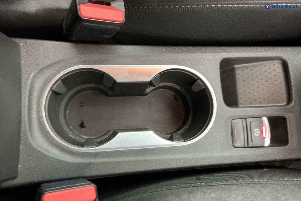Renault Captur Iconic Manual Petrol SUV - Stock Number (1663141) - 16th supplementary image