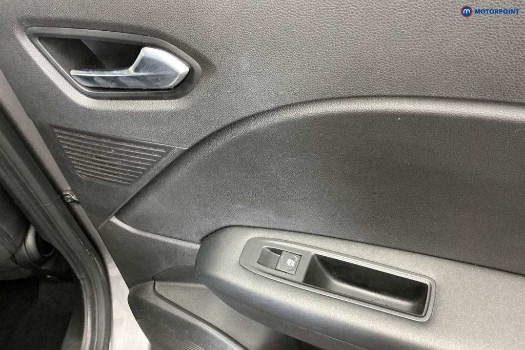 Renault Captur Iconic Manual Petrol SUV - Stock Number (1663141) - 31st supplementary image