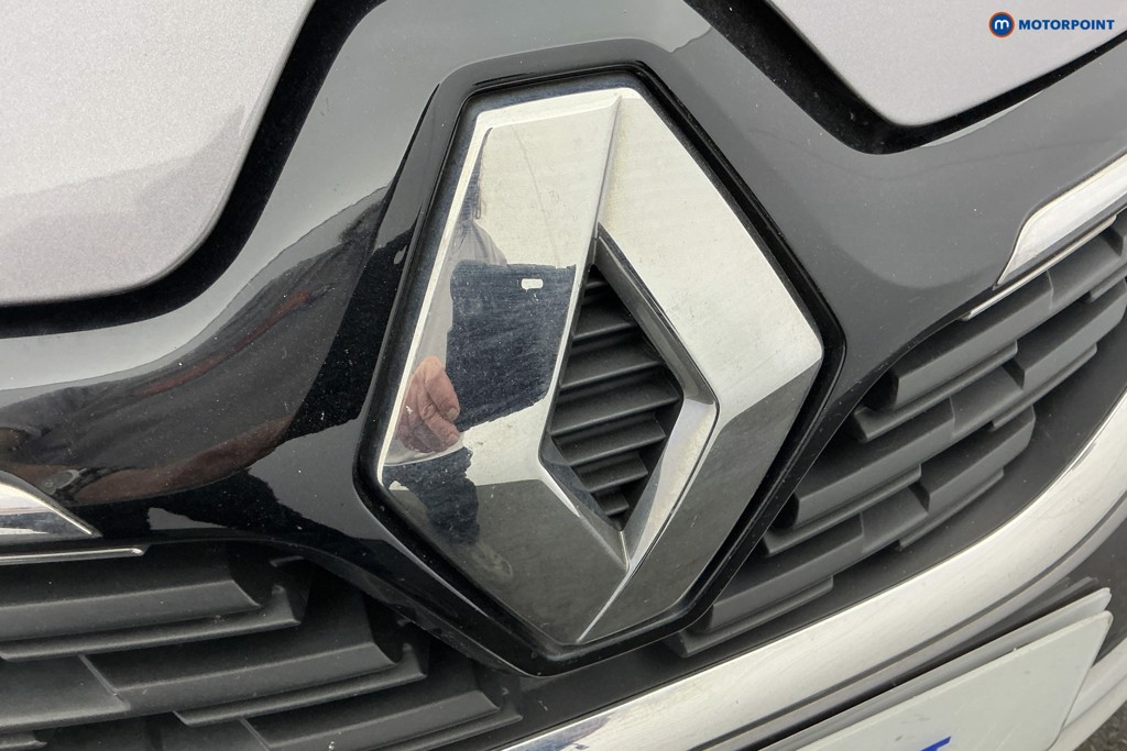 Renault Captur Iconic Manual Petrol SUV - Stock Number (1663141) - 32nd supplementary image