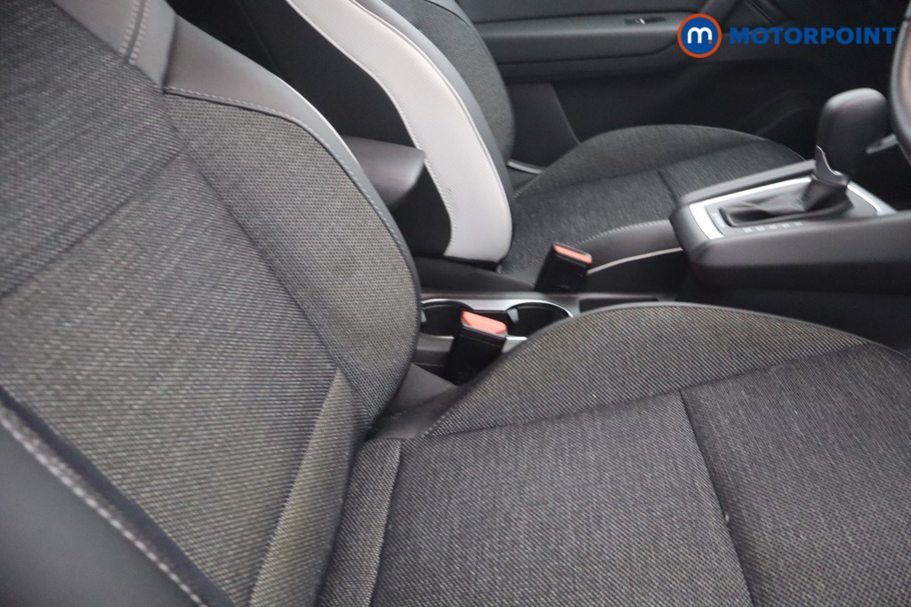 Renault Captur Techno Automatic Petrol-Electric Hybrid SUV - Stock Number (1663344) - 11th supplementary image