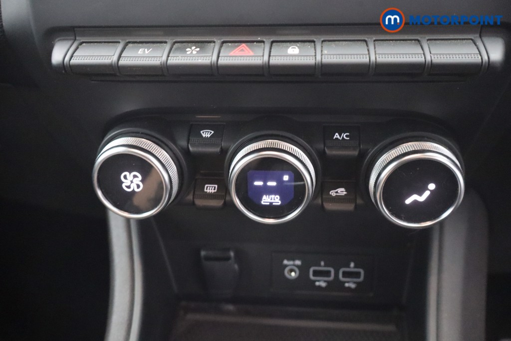 Renault Captur Techno Automatic Petrol-Electric Hybrid SUV - Stock Number (1663344) - 16th supplementary image