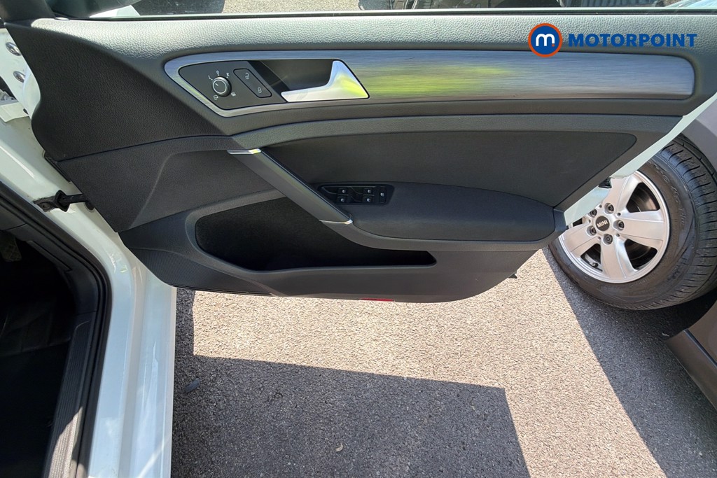 Volkswagen Golf Match Manual Petrol Hatchback - Stock Number (1663639) - 19th supplementary image