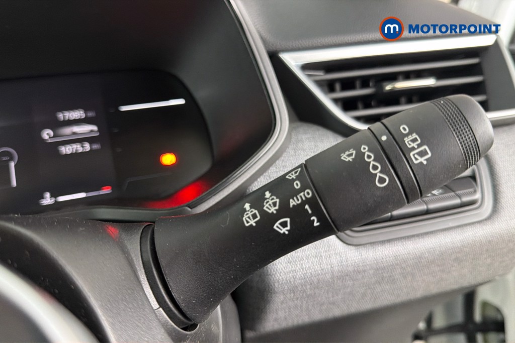 Renault Clio Evolution Manual Petrol Hatchback - Stock Number (1665122) - 7th supplementary image