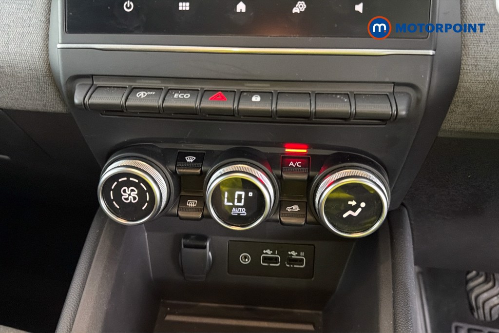 Renault Clio Evolution Manual Petrol Hatchback - Stock Number (1665122) - 12th supplementary image