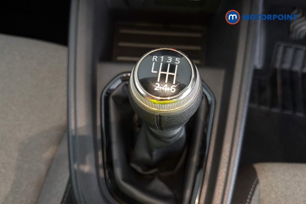 Renault Clio Evolution Manual Petrol Hatchback - Stock Number (1665122) - 15th supplementary image