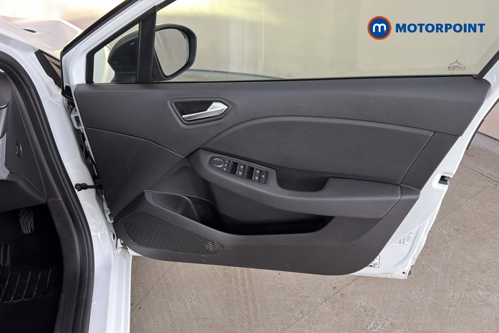 Renault Clio Evolution Manual Petrol Hatchback - Stock Number (1665122) - 19th supplementary image