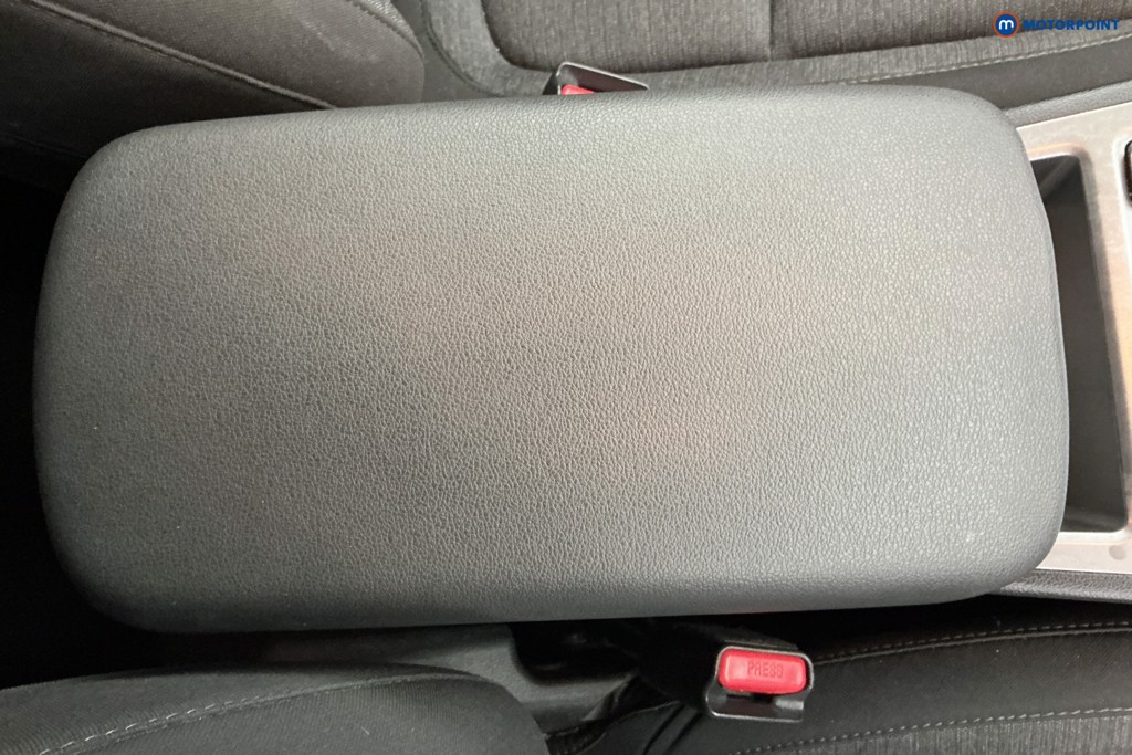 Hyundai Kona Premium Automatic Electric SUV - Stock Number (1665145) - 13th supplementary image