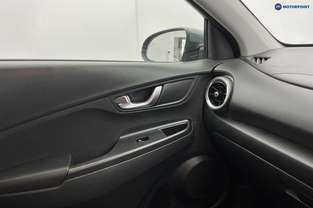 Hyundai Kona Premium Automatic Electric SUV - Stock Number (1665145) - 18th supplementary image