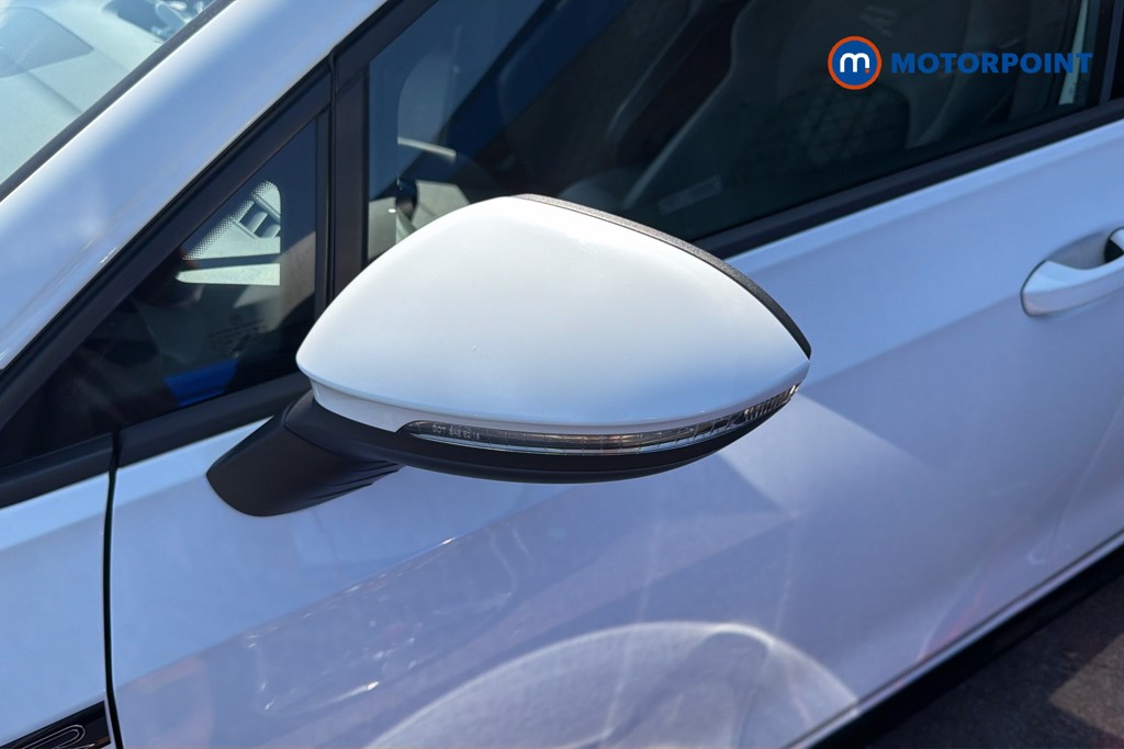 Volkswagen Golf R-Line Manual Petrol Hatchback - Stock Number (1665318) - 40th supplementary image
