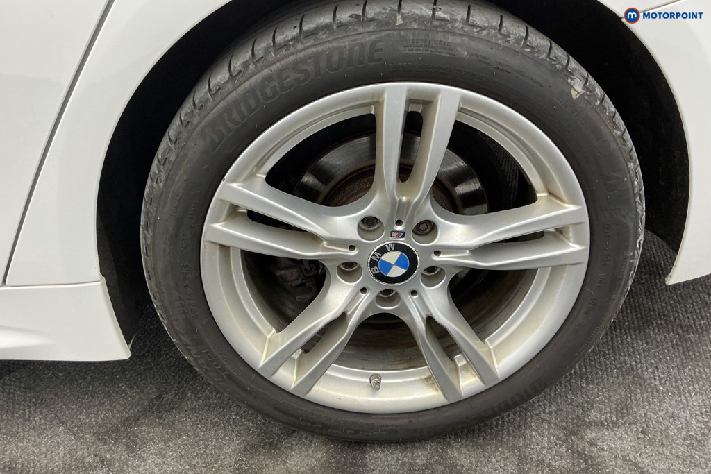 BMW 4 Series M Sport Manual Petrol Hatchback - Stock Number (1665462) - 36th supplementary image